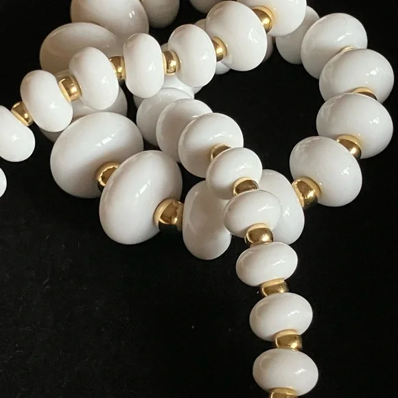 NAPIER NECKLACE WITH GOLD BEADS - Picture 10 of 11